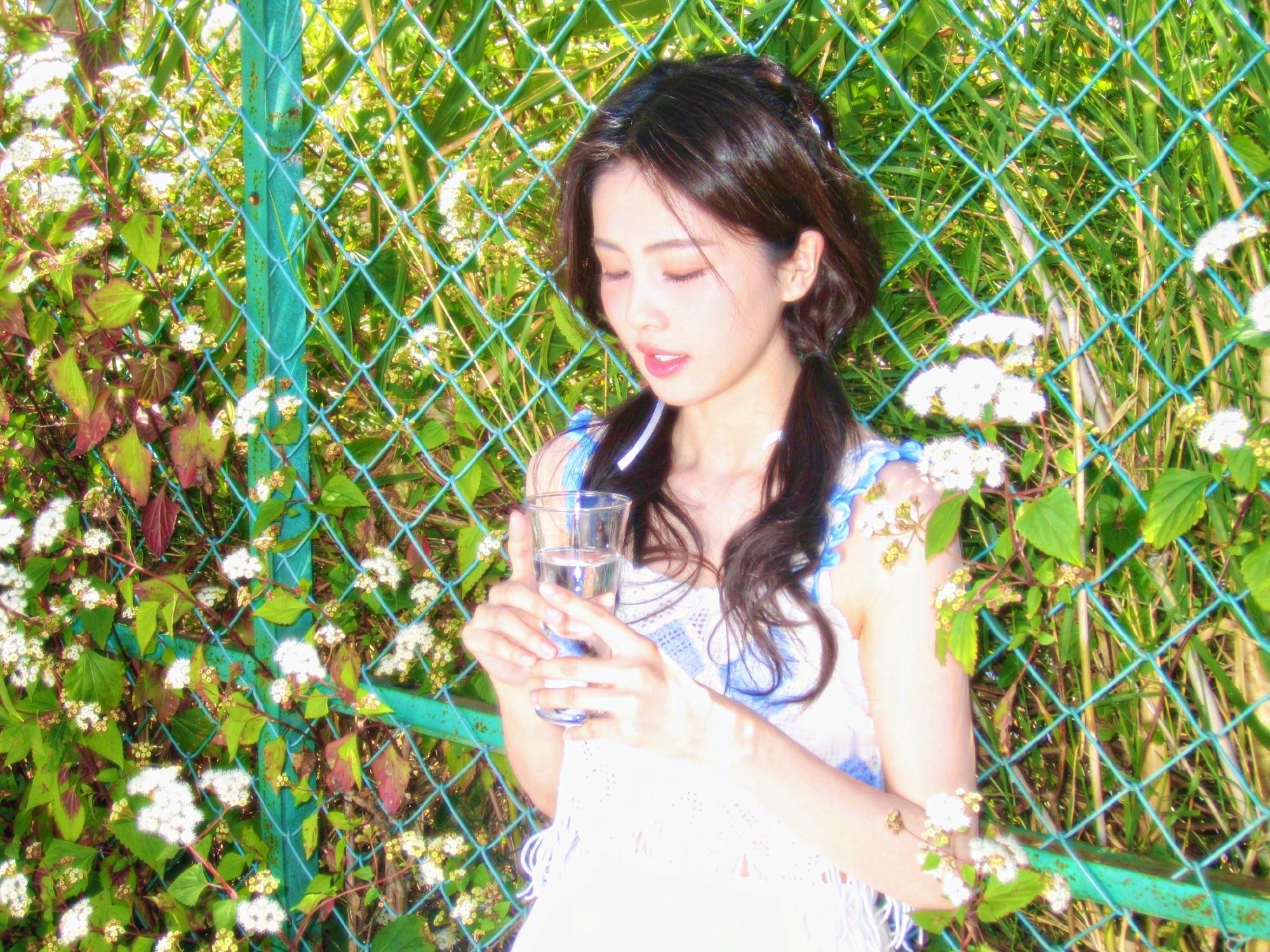 白鹿[超话] 夏日田园胶片✨白鹿  ​​​