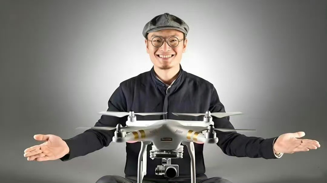 pocket4全球官宣发售价成谜大疆pocket4新品盲拍大疆老板汪滔最新的采访