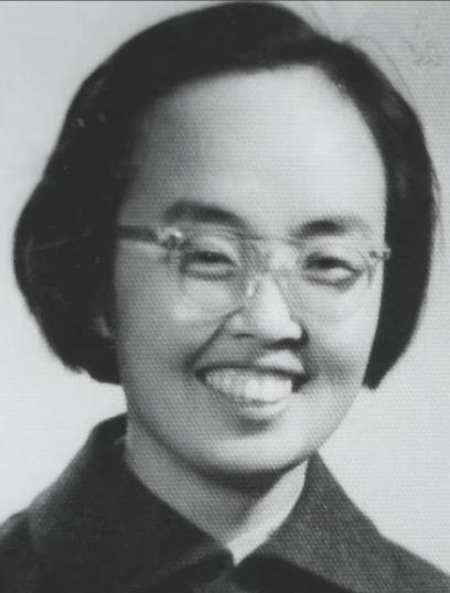 1960年，左权的女儿左太北报考哈军工，却因政审不通过没被录取，她当即去找了院长