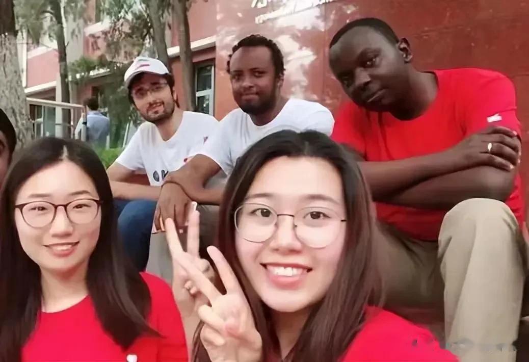 教育部:继续扩大来华留学生的规模……

大家好！

今天要和大家聊一下教育部最新