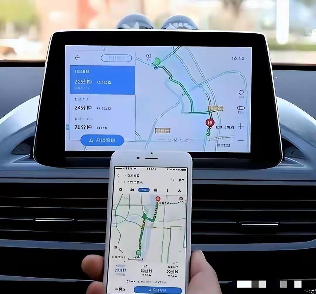 16分钟被定位2639次！你的手机正在泄露什么？
昨天深夜，小李点了份外卖，手机