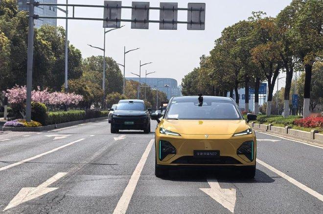 把“高阶智能辅助”开回家，全新深蓝S07让日常通勤更省心、更安心。

通勤这件事