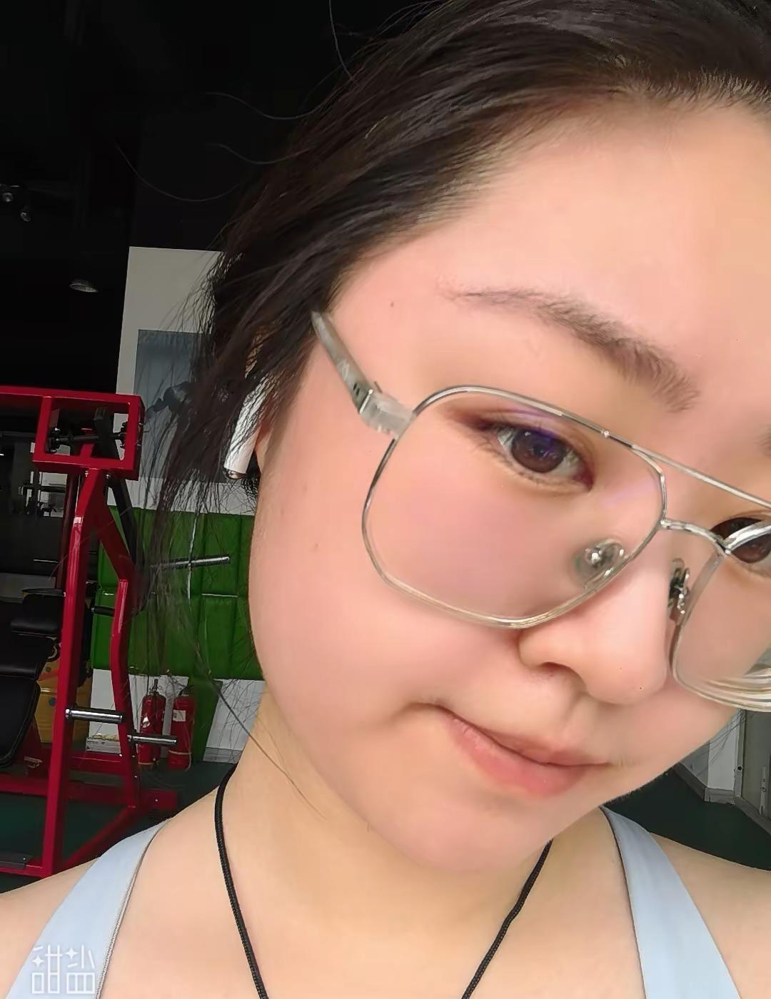 吃的干净 喝的干净 圈子清净 生活平静心里 通透明亮😎