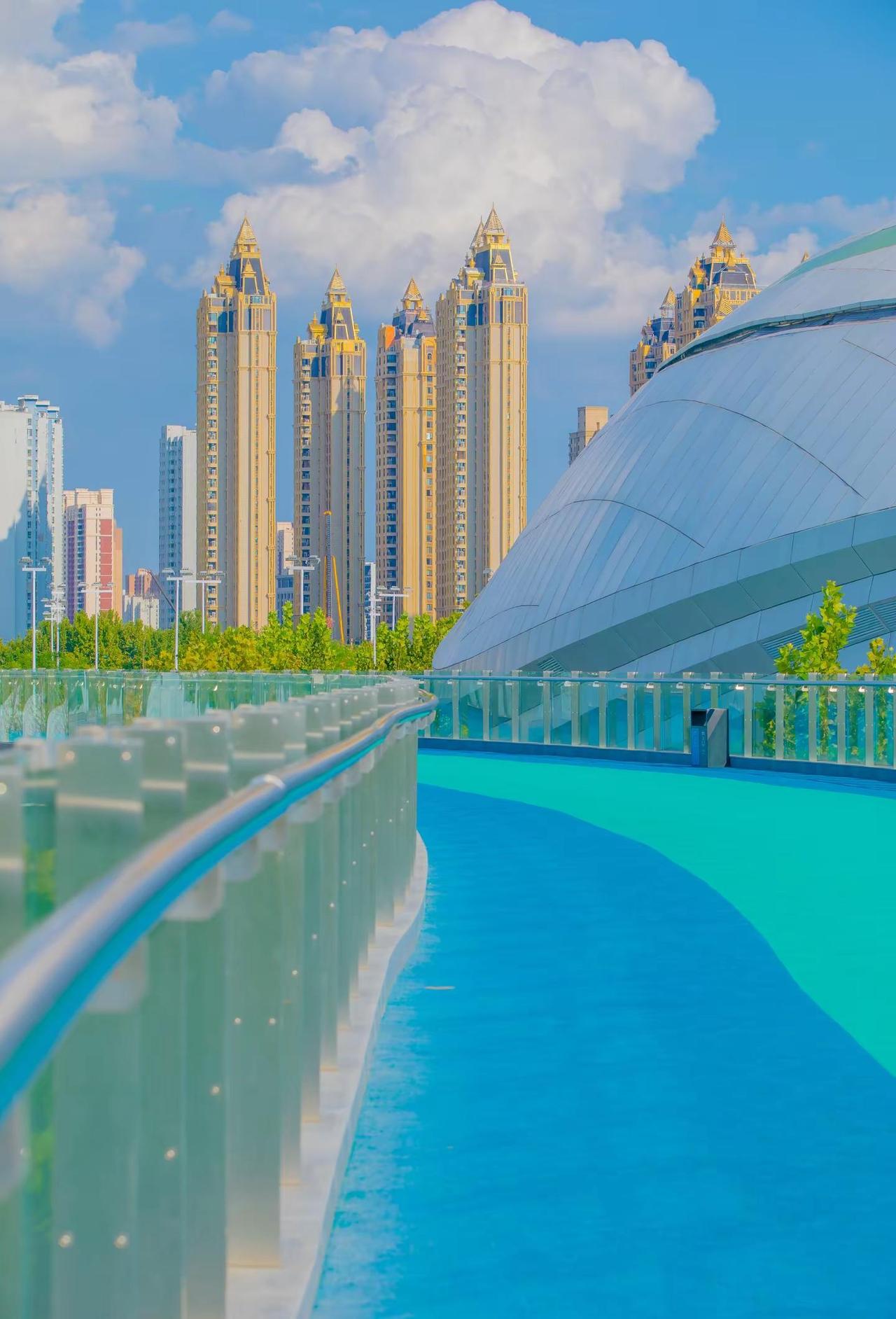 用漫画的色彩打开石家庄高铁片区。城市风光 城市建设 高铁片区 石家庄