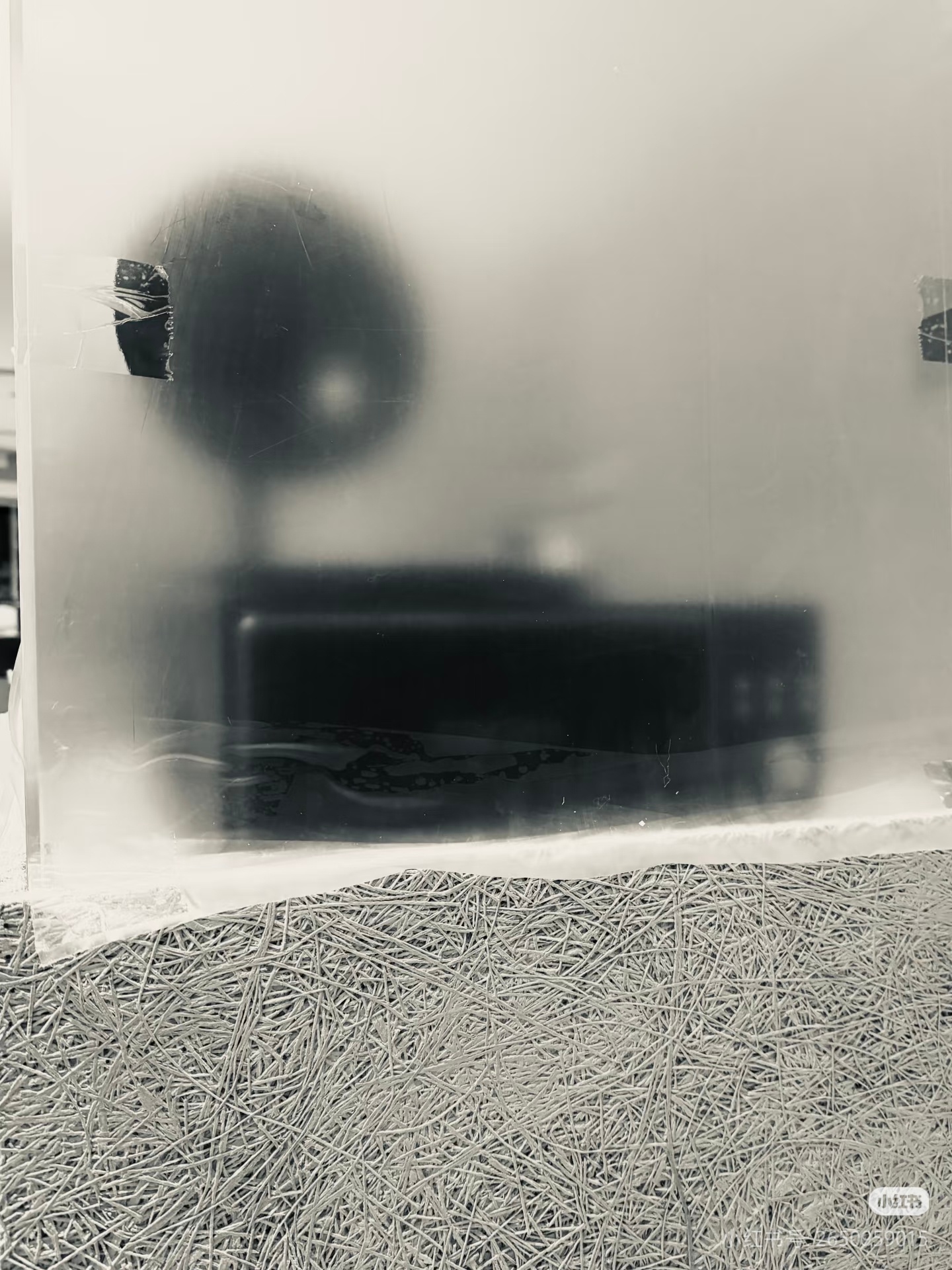 这是有一台黑胶机实物在广州k11痛楼现场的意思吗？ 蔡徐坤首张同名实体专辑kun