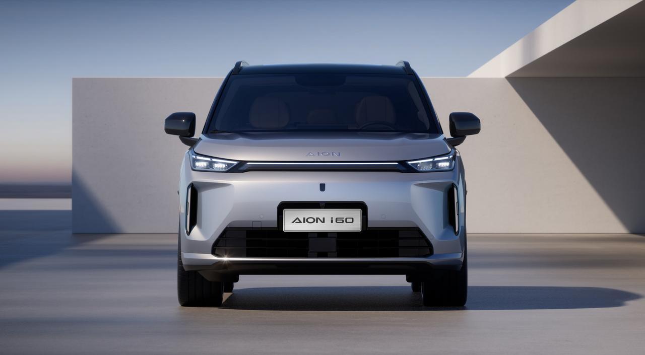 瑞虎8开启预售，预售价10.59万元-13.59万元。新车搭载1.6T发动机，匹