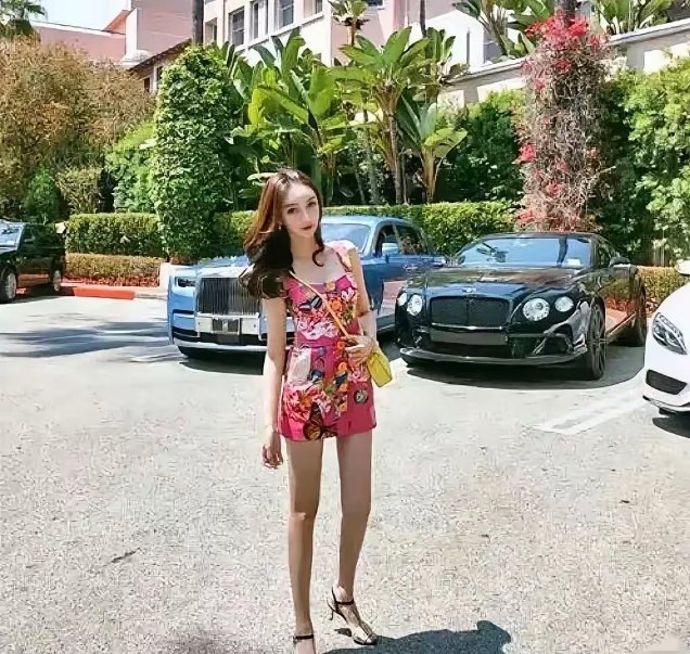叶珂居然腕线过裆 