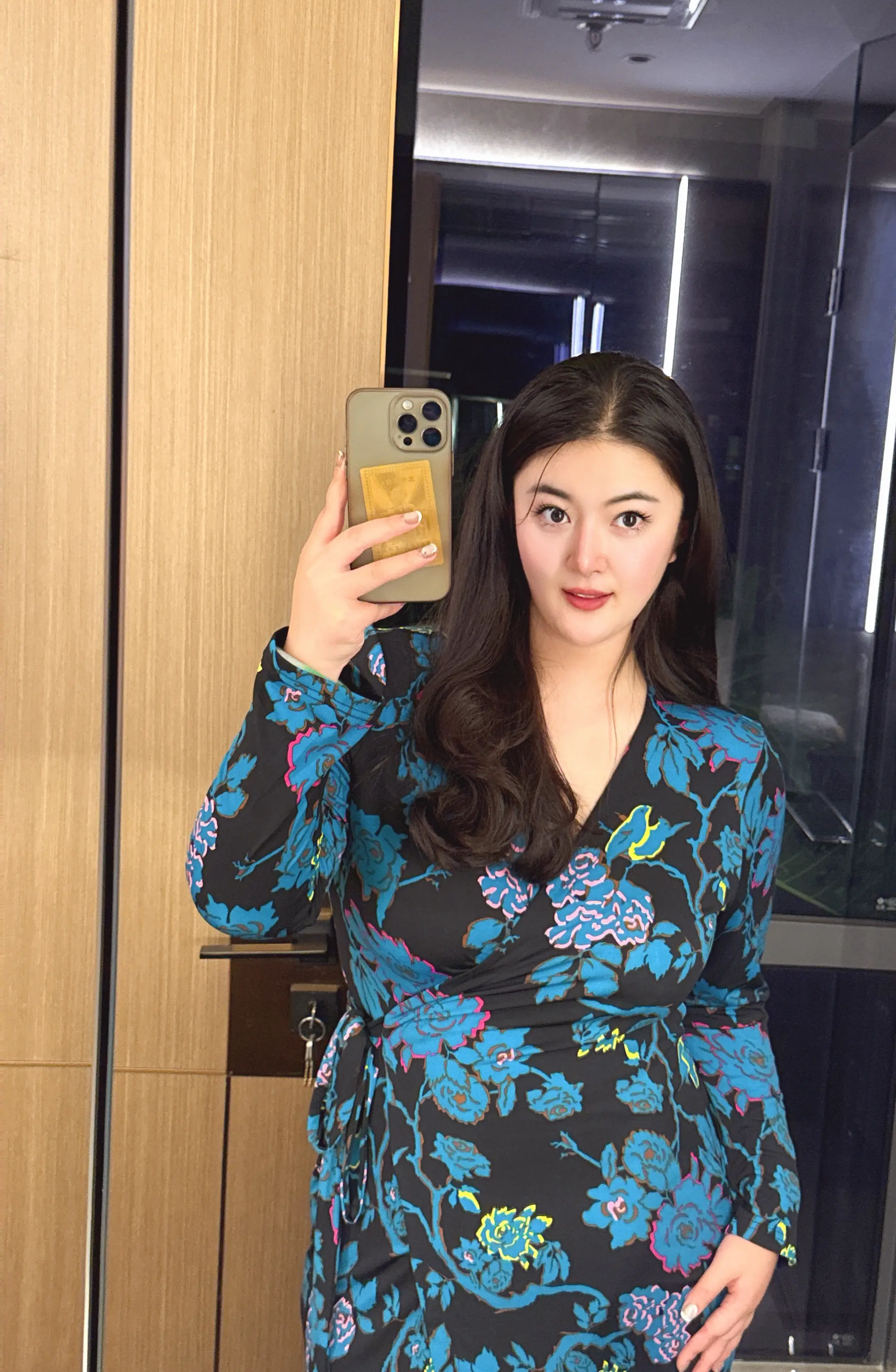 我这辈子对不起太多男人了，恨我也得排队