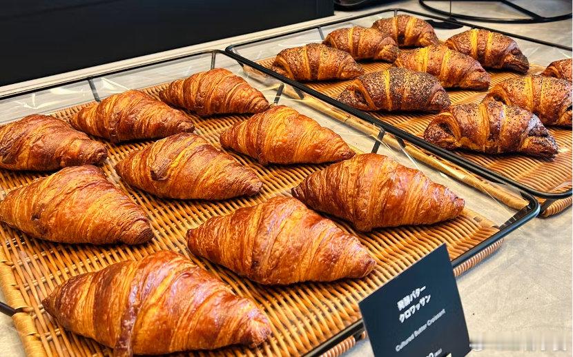 【Tully's Coffee在日本开设了第一家烘焙店】近日，Tully’s C