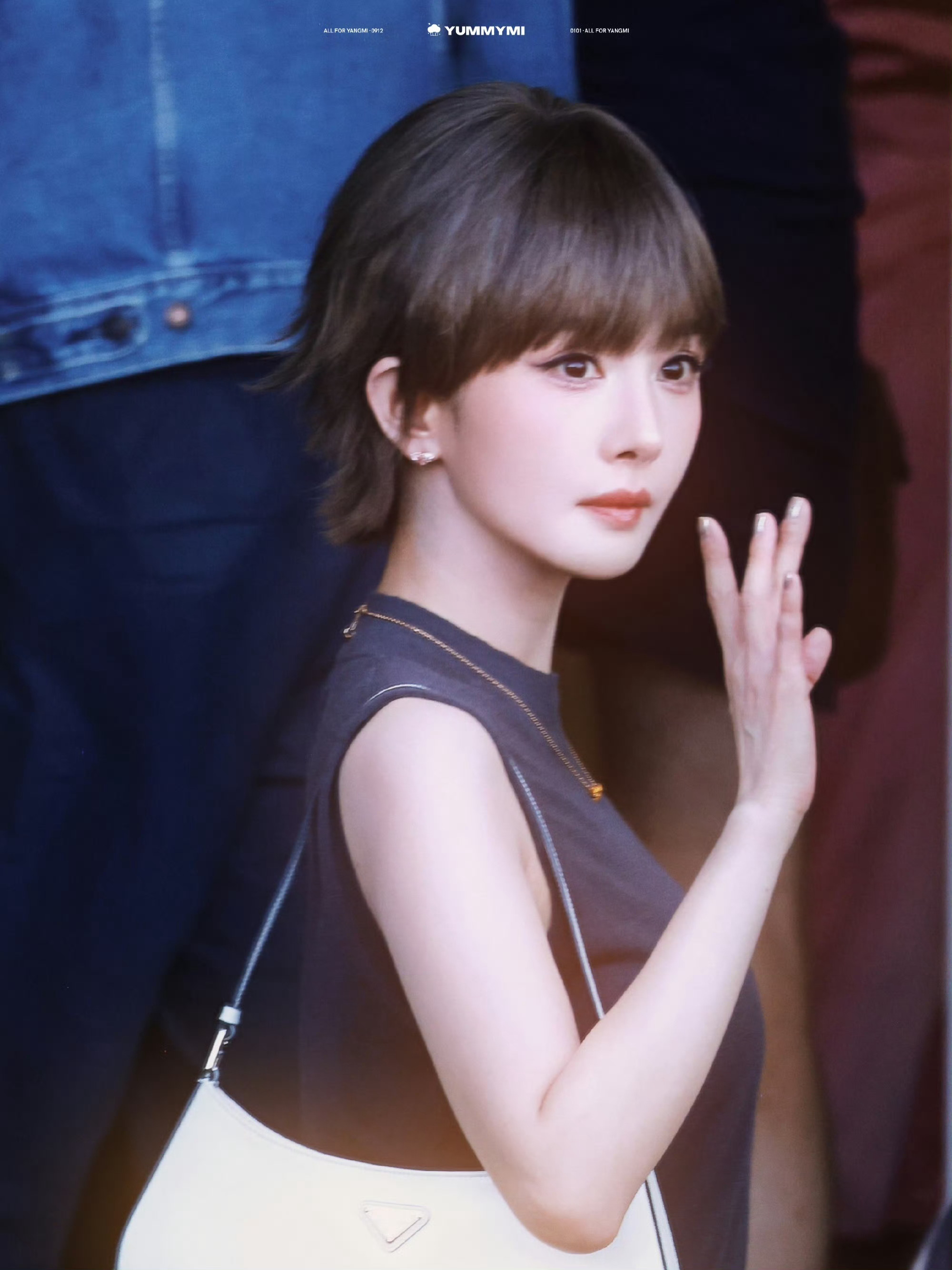 杨幂短发杨幂米兰时装周杨幂prada品牌代言人prada米兰女装秀prada20