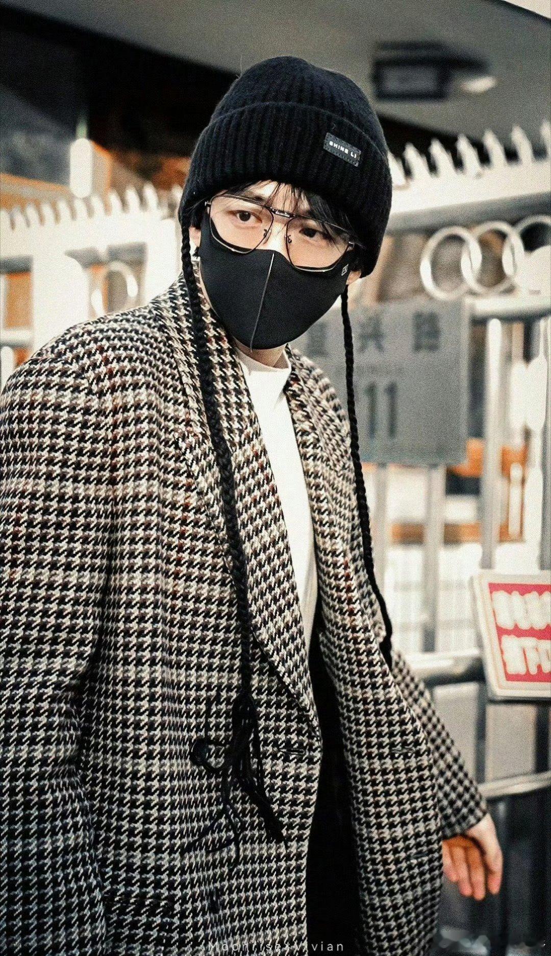 刘宇宁、唐诗逸、沙溢被拍到前往春晚彩排春晚彩排路透