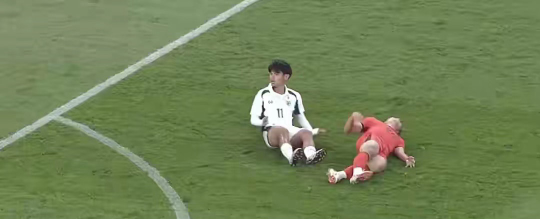 0-2落后！U23国足半场遭泰国队暴击，世界波+反击偷袭，进攻套路匮乏亟待破局?