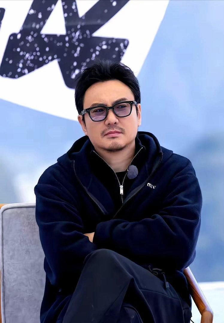 前两天刷到一段视频，差点把手机笑掉。 沈腾在那儿一本正经地说：“我这一生最恨的两