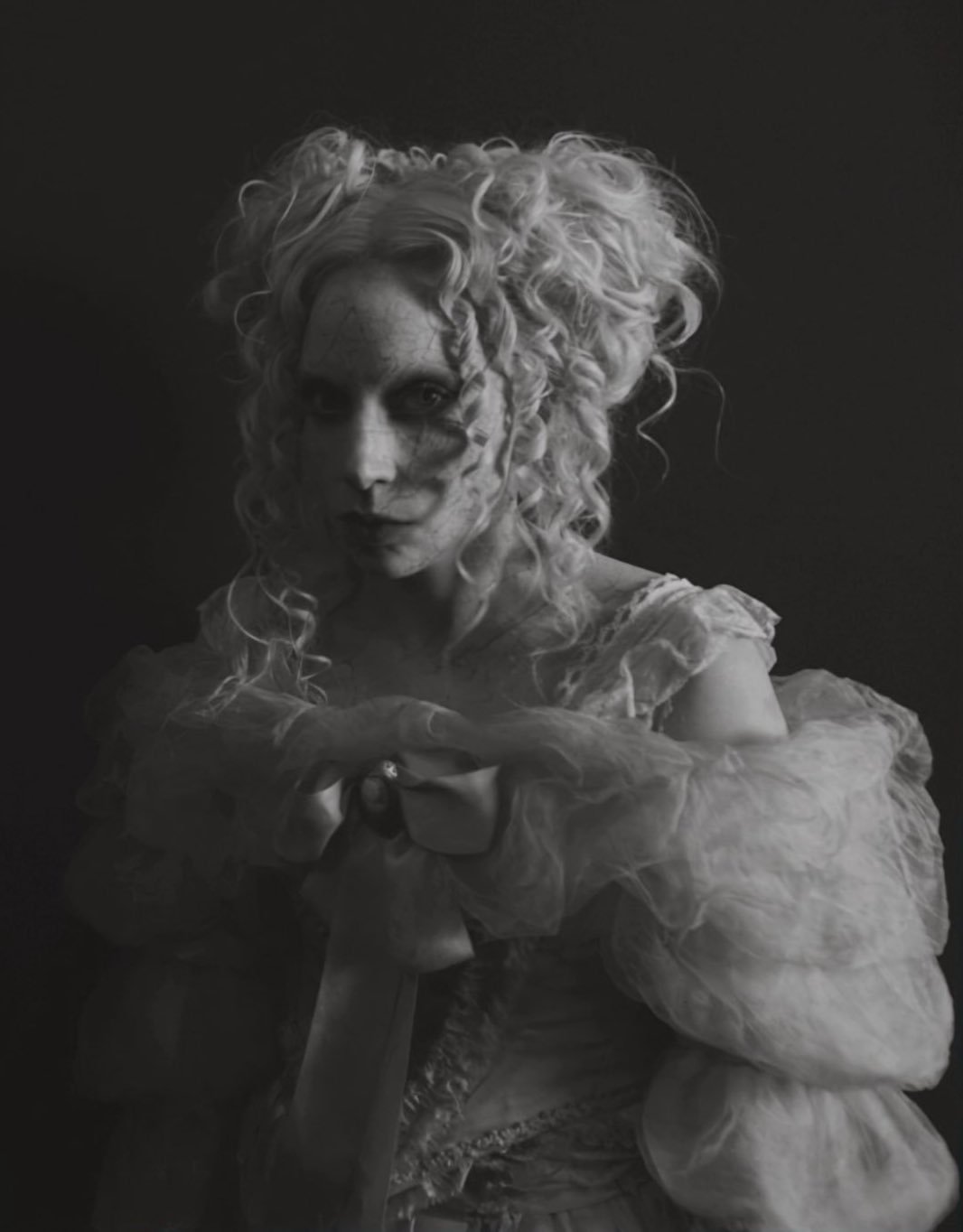 Lady Gaga的《The Dead Dance》被金德比 Gold Derb