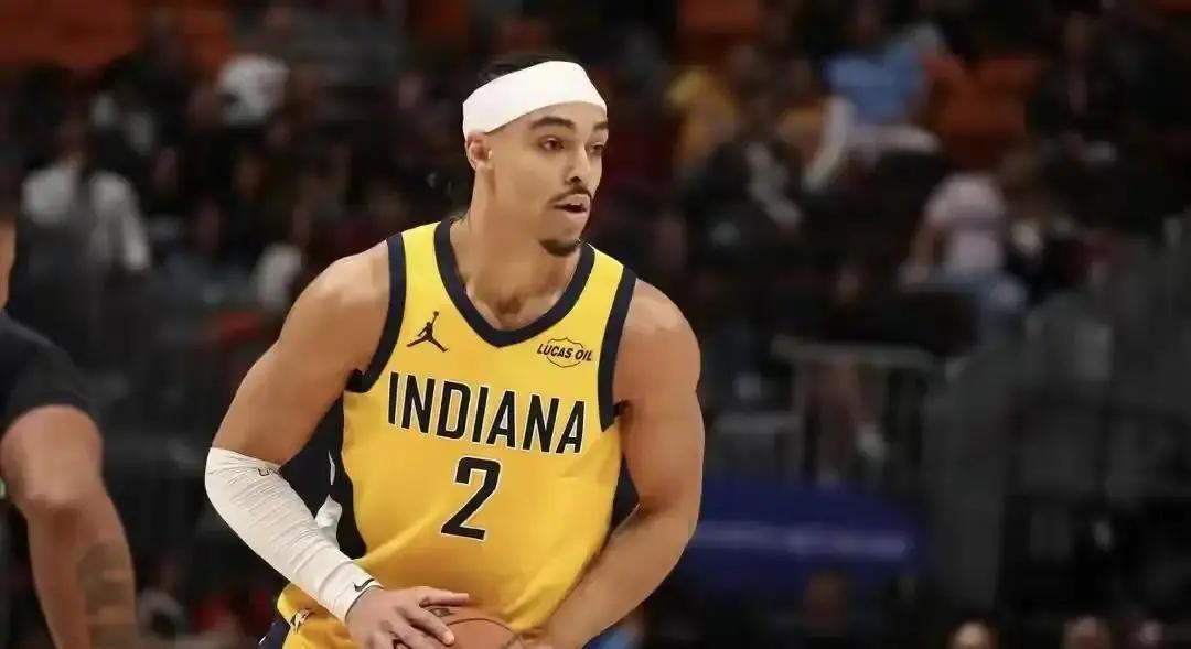 交易叫停！火箭20岁新秀留队
 
乌度卡看完夏联录像直接拍板。谢泼德三场14.3