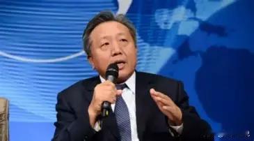 “这才是真专家！”经济学者吴晓求教授称：“普通人都没收入了，还在拉动消费！这套逻