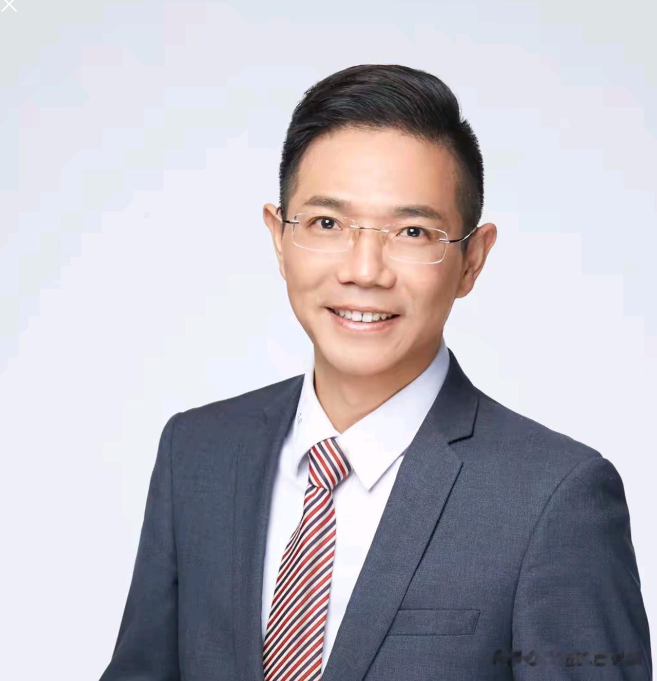 在4x7中的坚韧与心疼。在4x7里，除了直接的受害者，有两个人的身影格外令人动容