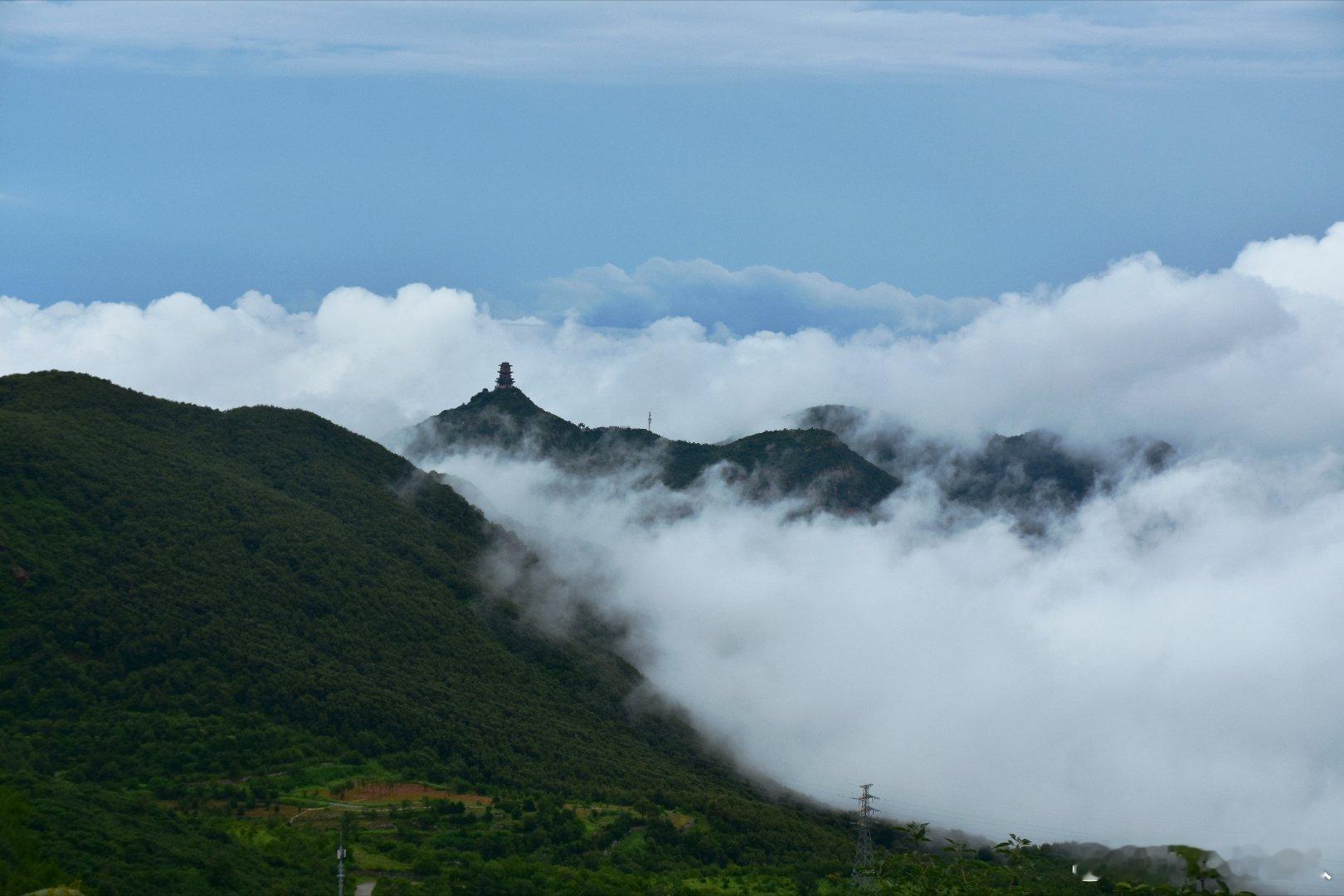 7月20日，雨后的北京，仙境一般！摄影​​​
