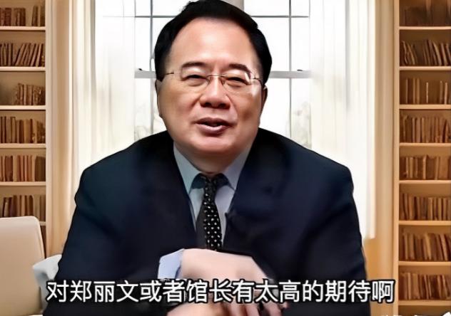 蔡正元告诫大陆网友，不要对馆长和郑丽文期待太高！

馆长虽然对年轻人有一定的影响