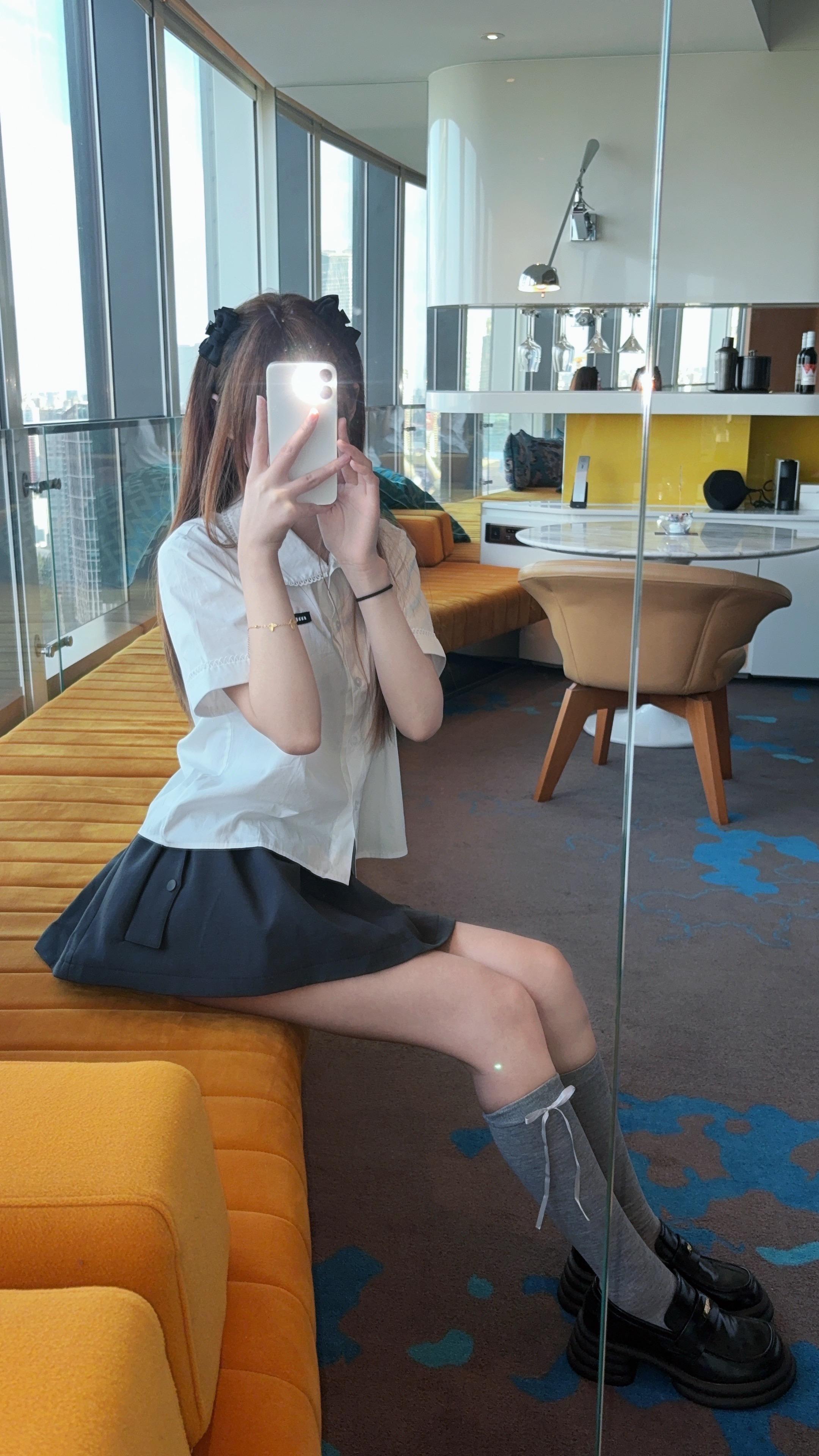 审美与爱都是很难降级的东西