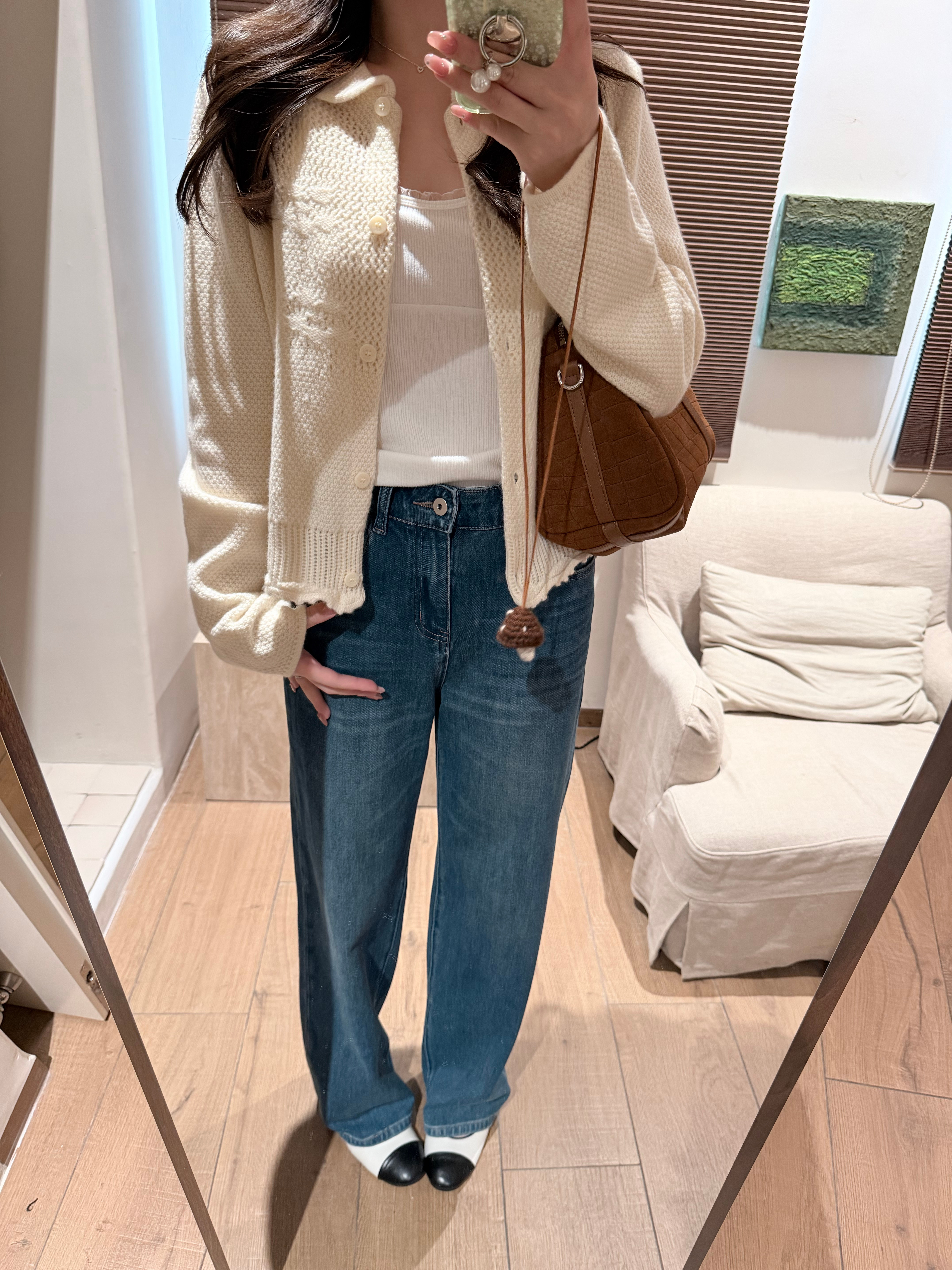 👖第一次出的窄版直筒来了 👍里抽一位本期上衣不挑搭配的「bi入窄版直筒」过几