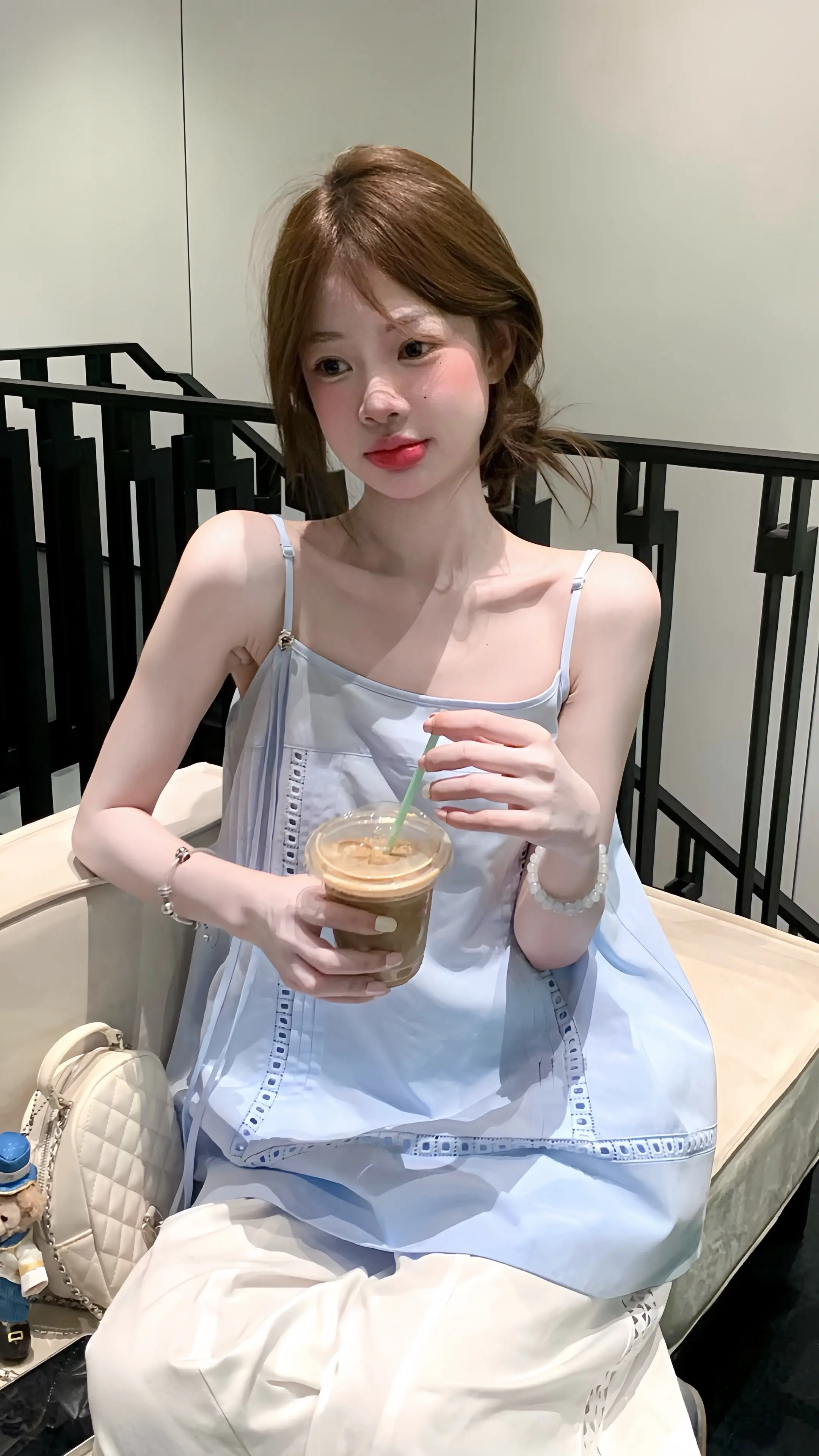 明媚夏日彩色穿搭真的很爱基础款穿搭