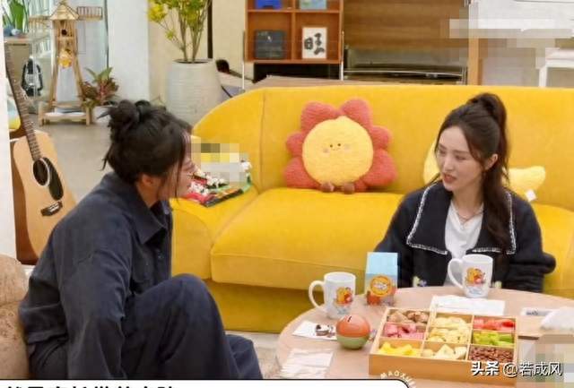 董璇节目问李雪琴，你会给男朋友洗袜子内裤吗，答案很真实