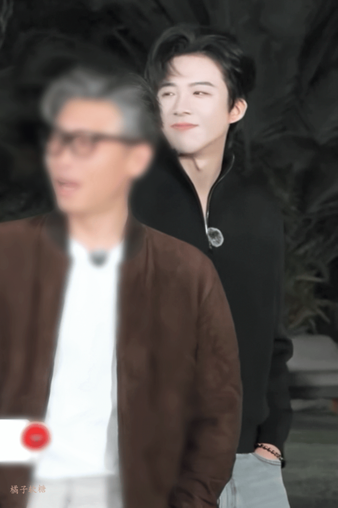 这男人好会笑。真是应了那句话。你一笑。全世界都亮了。刘宇宁。你真真真的笑的太好看