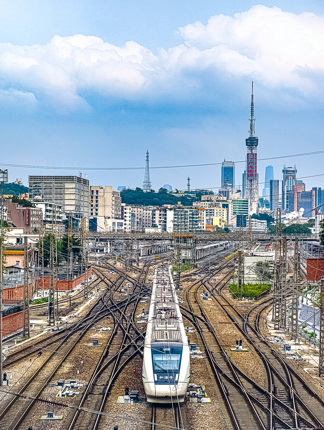 🚅穿越烟火，奔赴山海