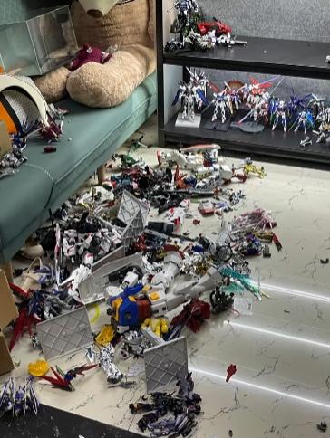 新疆，一女子生病嫌弃丈夫不关心自己，两人发生争吵，一气之下，女子冲到房间将丈夫珍