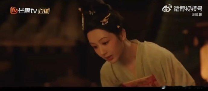 何惟芳的爱与不爱太过明显 看《国色芳华》，何惟芳对刘畅和蒋长扬的态度对比真的太强