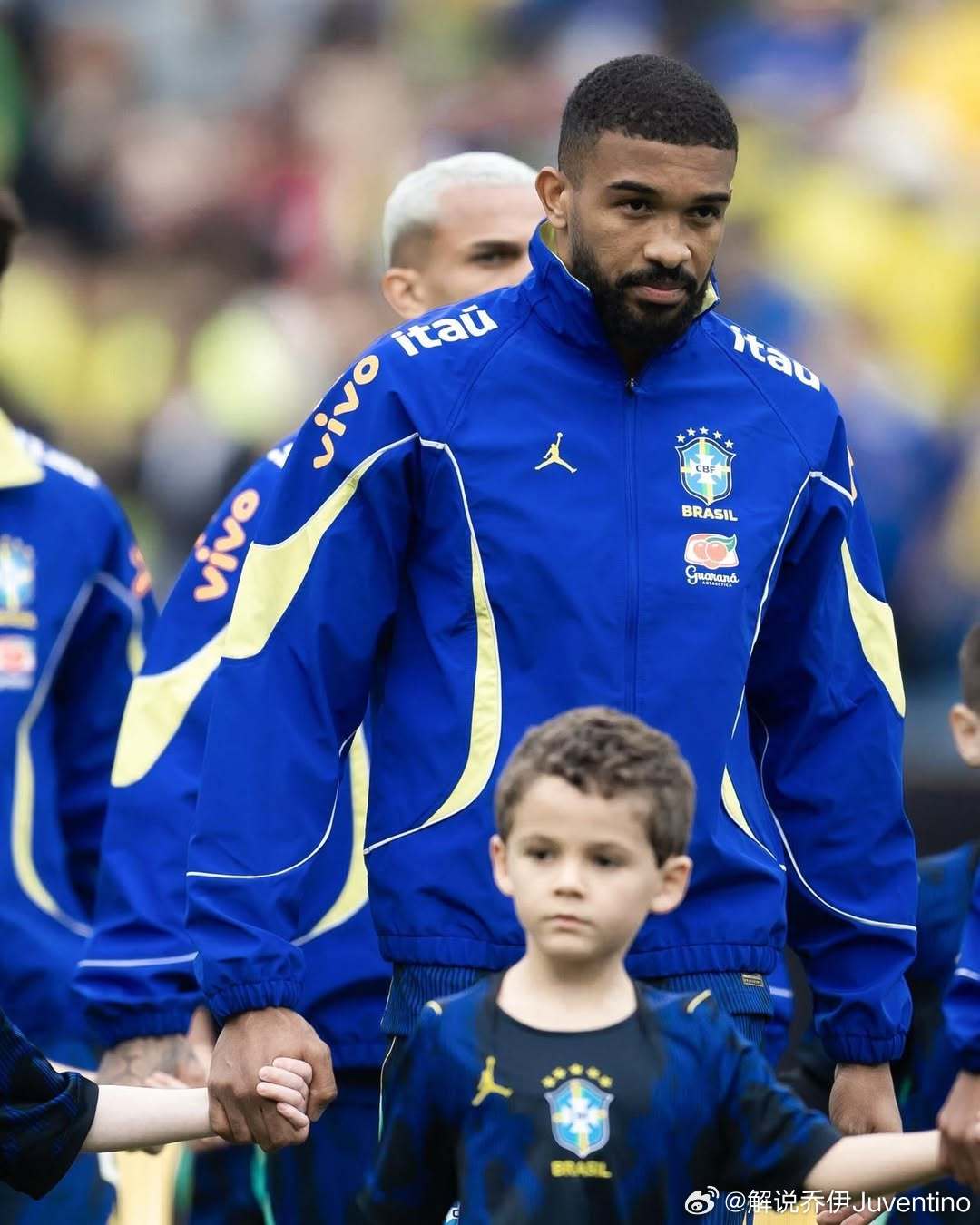 尤文图斯国际足联比赛日巴西1比2法国 恭喜老默时隔两年回归国家队后打入个人巴西队