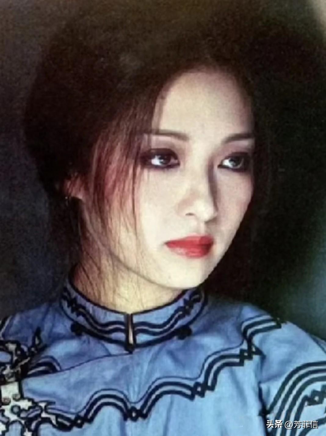 这双眼皮割得也太值了，直接从周冬雨蜕变成了高配版叶全真，清冷矜贵气质脱俗，和林青