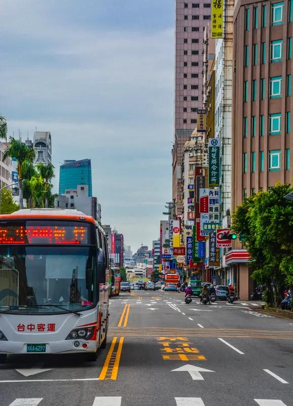 3月17日，华盛顿的空气里弥漫着别样的气息。在美国智库的闭门会上，台湾地区台中市