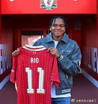 在你问我答环节中，有网友问恩古莫哈（是否会保留73号球衣，理想的球衣号码是？）：