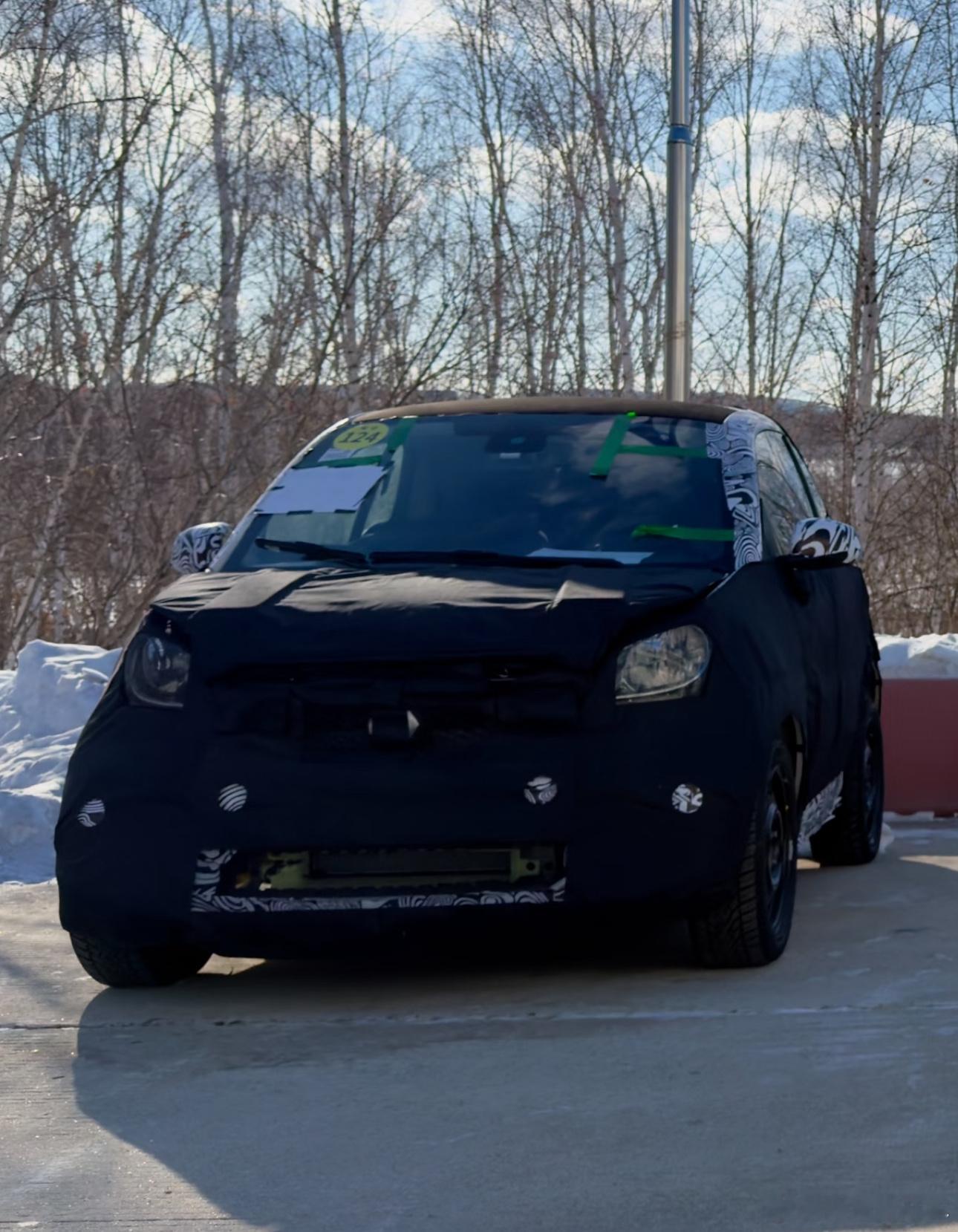 这是最近比较期待的新车之一，smart精灵2原型本周即将亮相，在新能源时代看看s