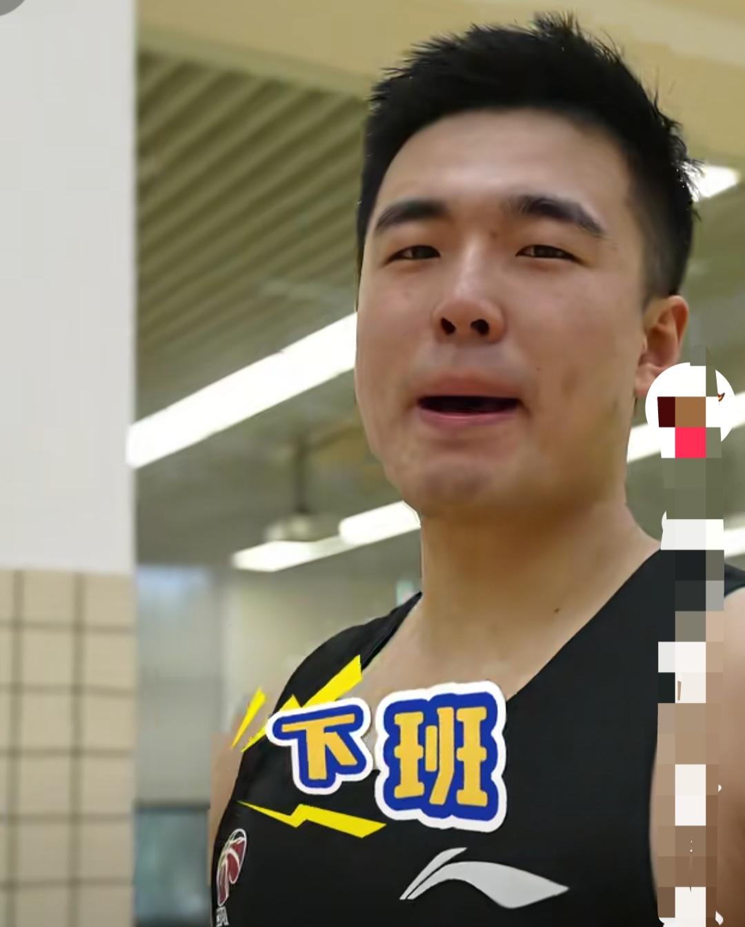 谣言不攻自破！近日，广东宏远部分球员已经结束假期并投入了训练当中，其中包括张浩嘉