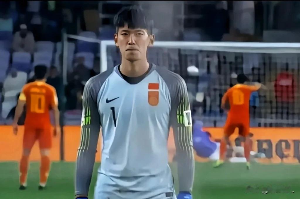 稳了？东体再次表示王大雷将出任中泰之战的场上队长， 理由有二:
  一是因为他刚