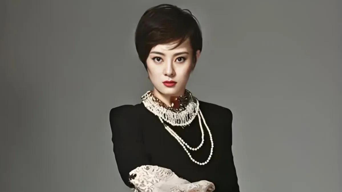 星二代“触电”引热议，孙俪女儿会成下一个童星吗？

孙俪携女儿拍《甄嬛传》写真，