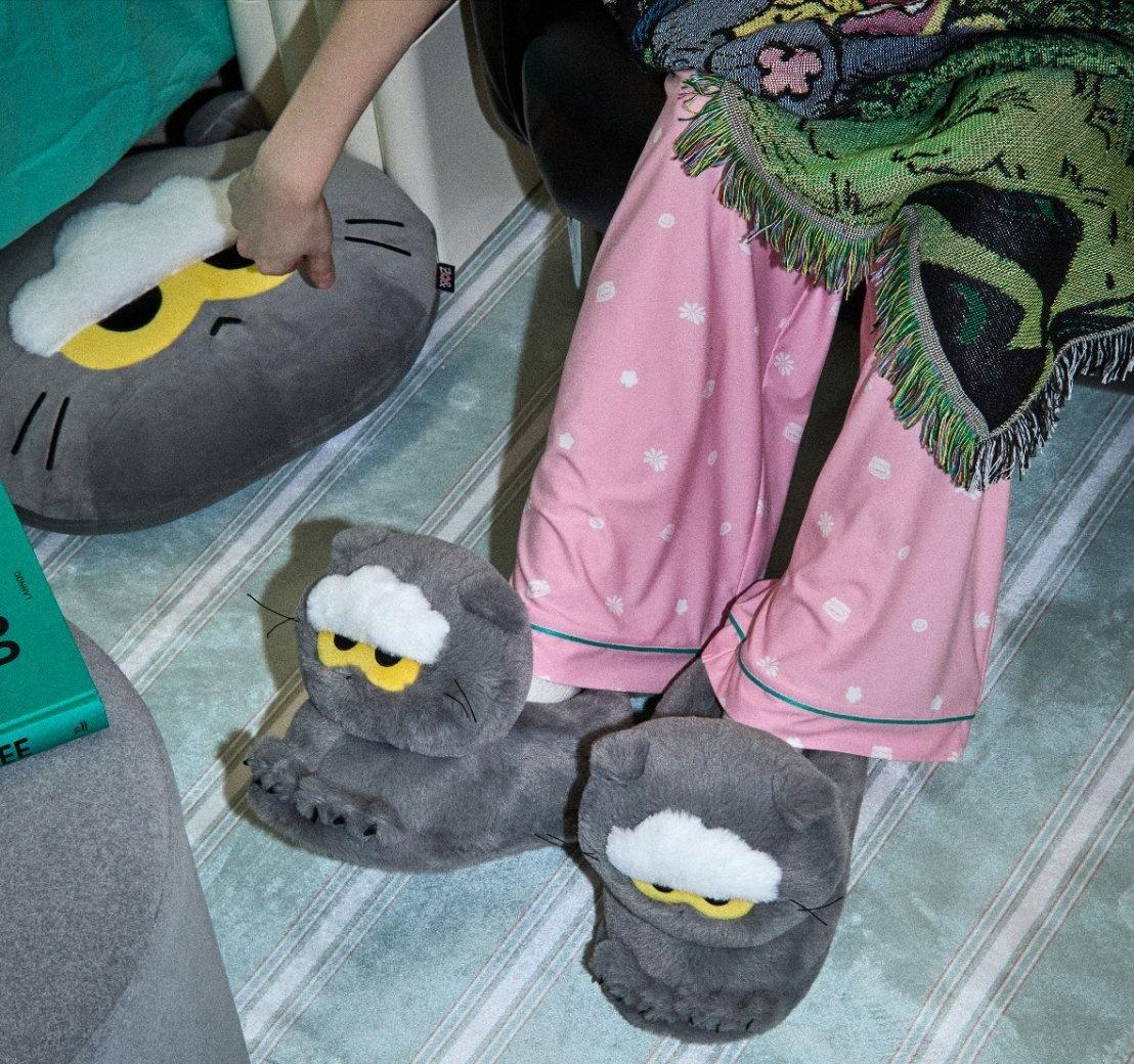 这鞋也太搞笑了 巨猫爪 ​​​