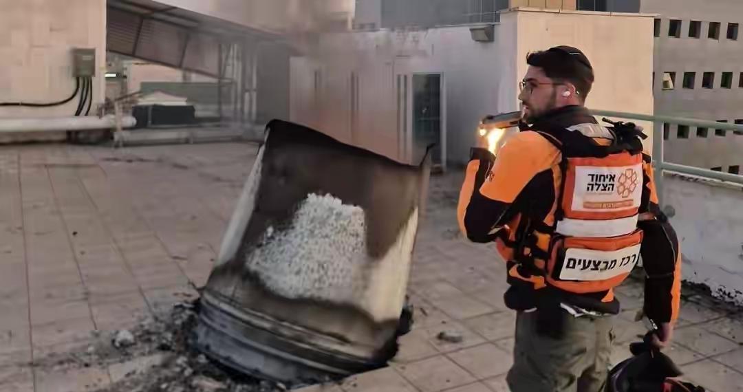 B-1B战轰突袭核设施，特朗普无视惨重伤亡，美军将与伊朗打地面战