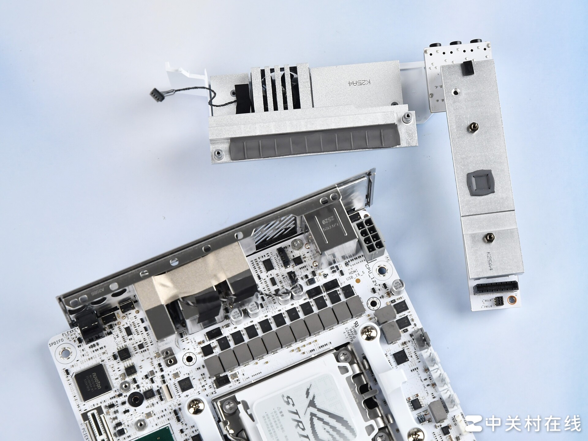 首款ITX吹雪主板！華碩B850迷你吹雪主板評測