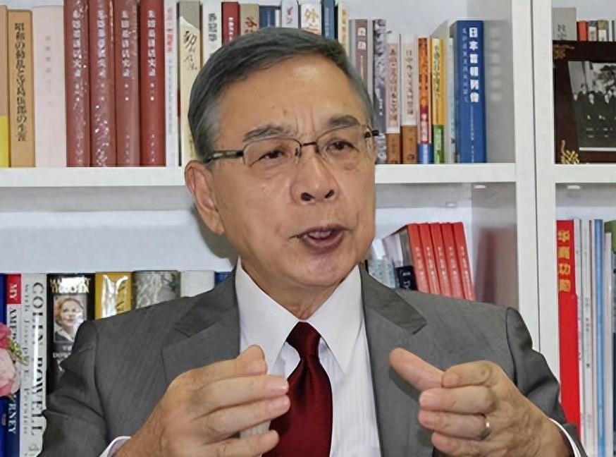 在中美军事对峙中，中国遇到的一个难题，是我们的常规武器无法打到美国本土，而美国却