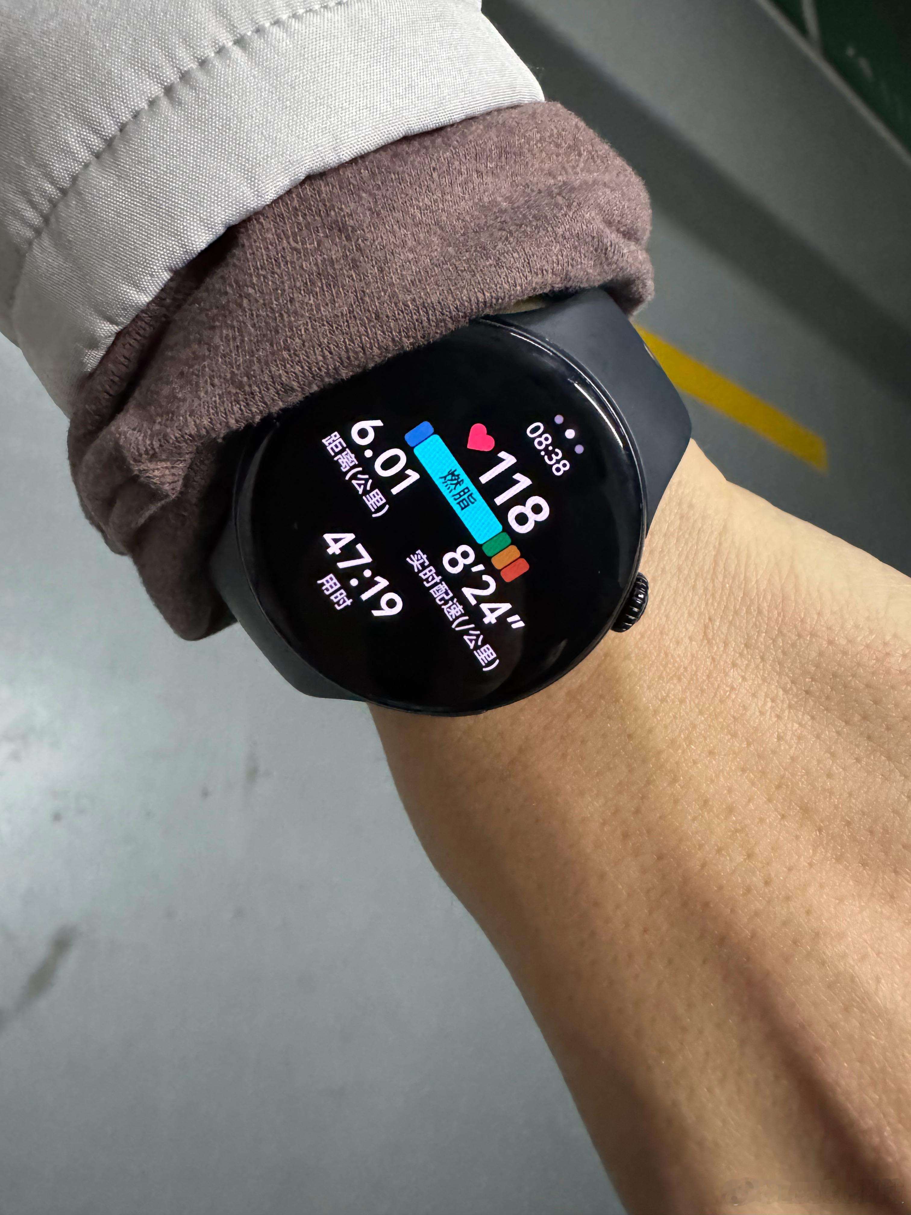 坚持运动1个月身体发生的变化坚持一年多了，不跑步得觉得每天少了点什么…… 