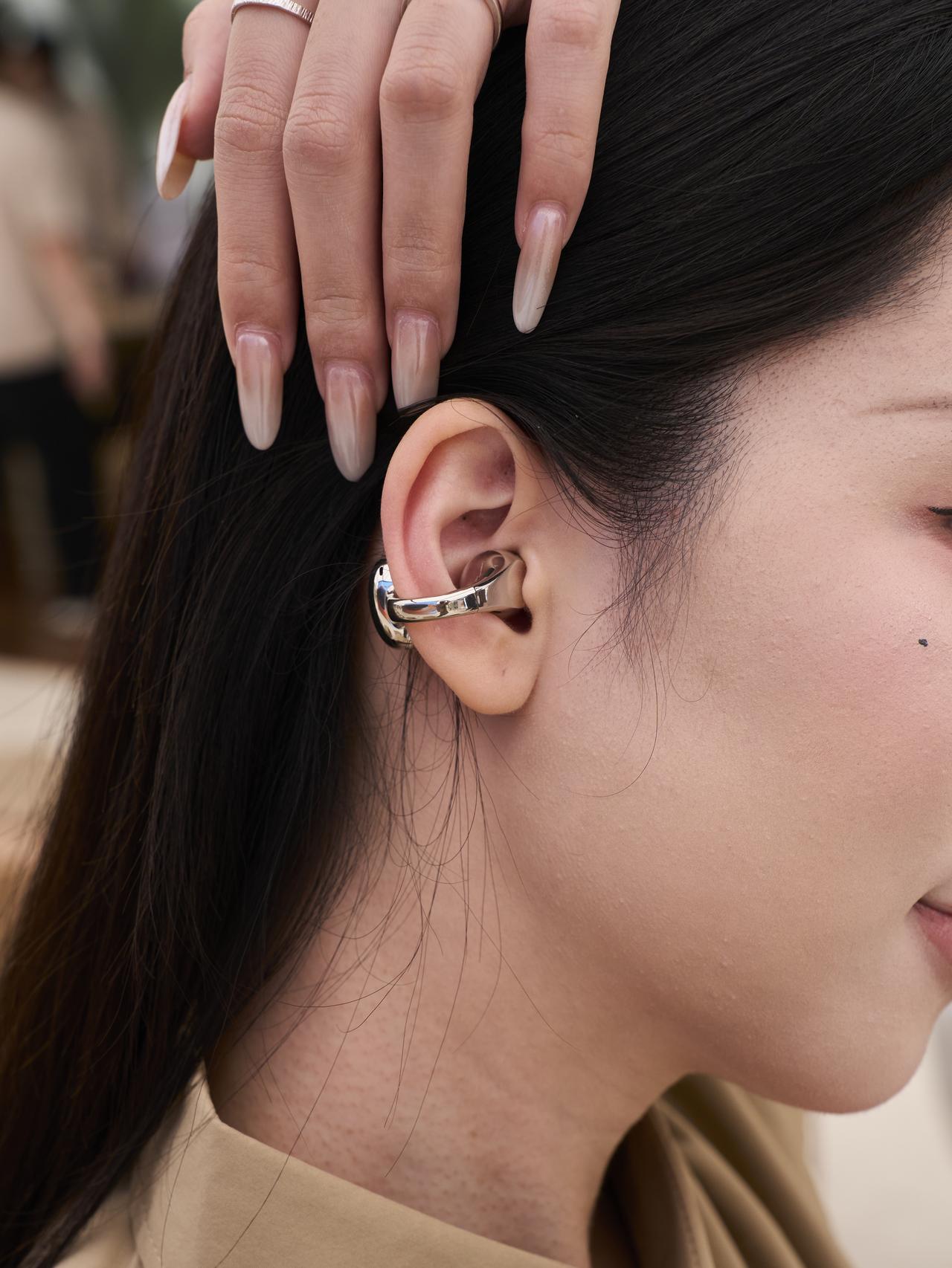 莎莎同款耳机已试！实物比照片好看

下班专门跑去门店试了下OPPO Enco C