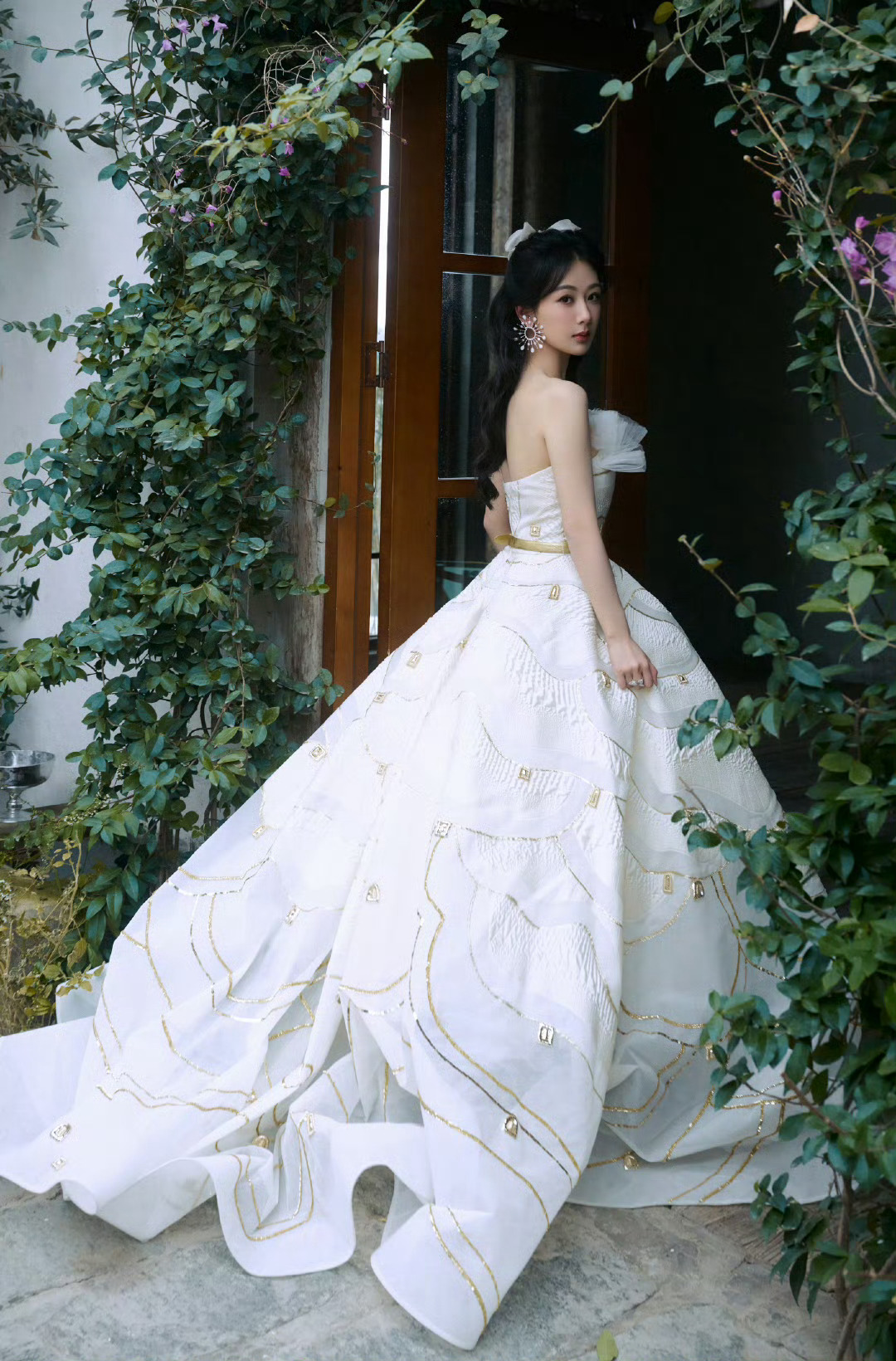 💜#杨紫黄瀛子# 这世间，星光杳杳，晚风慢慢，点滴温柔，皆不及你眉眼万分​​​