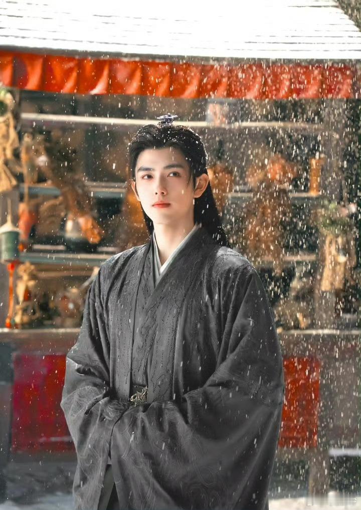 《献鱼》在韩国2025年播放的电视剧中获得2025中国年度电视剧，陈飞宇拿下20