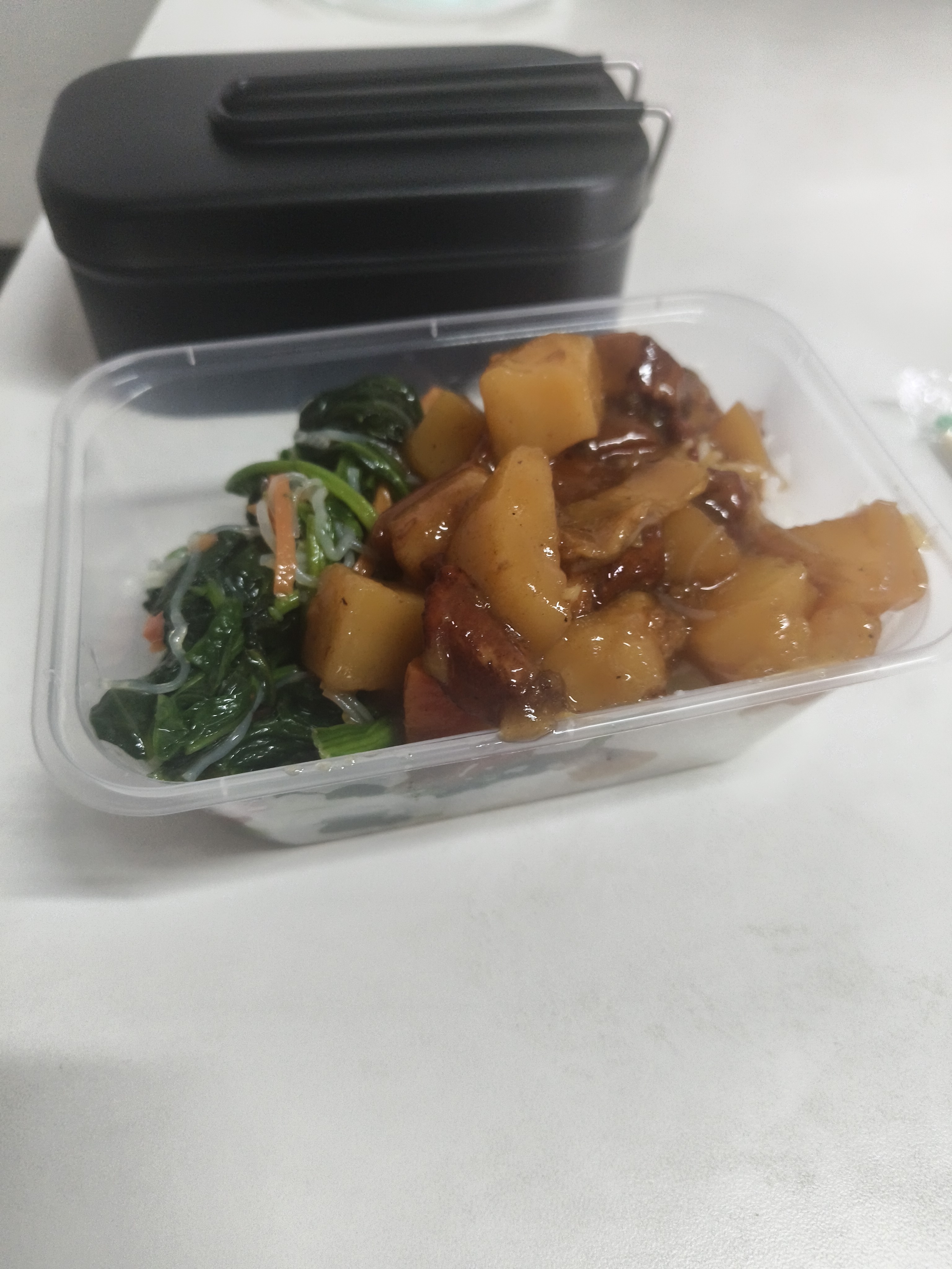 只有菠菜能吃。 