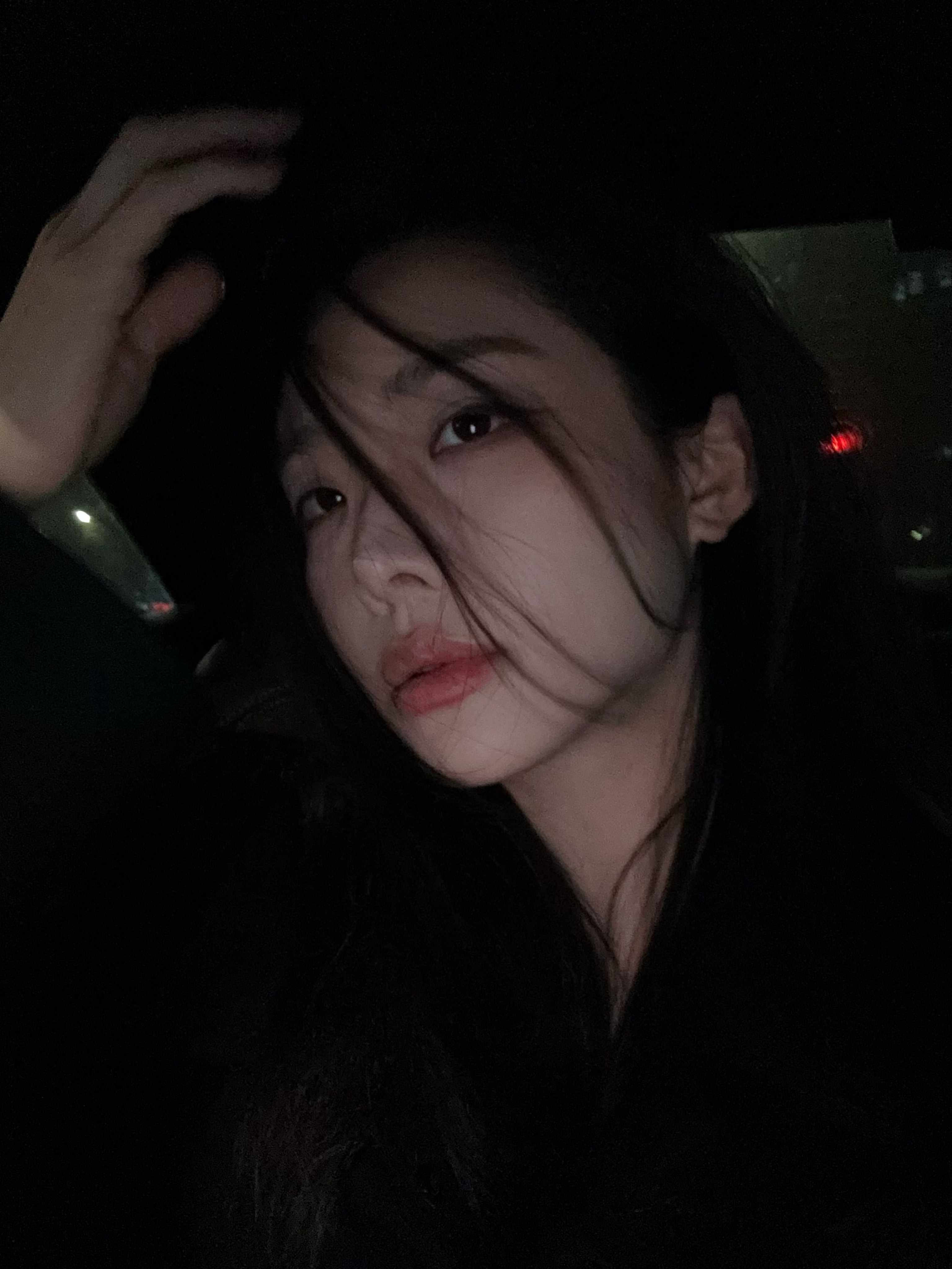 捕捉一只春日里的喻言小表情好萌好漂亮！春天和喻言同时出现的话那快乐直接翻倍，谁看