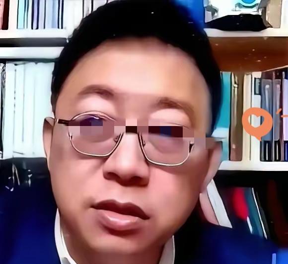 看到有人说，考公政审应该给犯过错的人一次机会。
我一下就火了。
这不等于把一个手